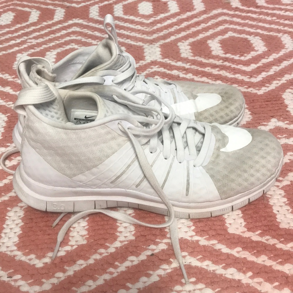 Super Cute Nike Casual Running Shoes